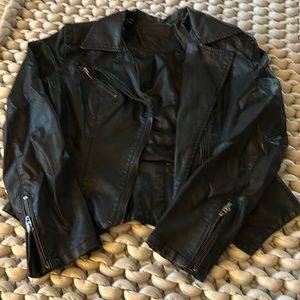 Faux leather moto jacket black size small